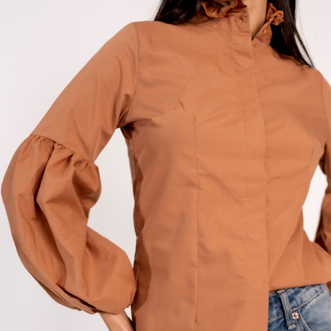 Camisa Marron Manga Ancha