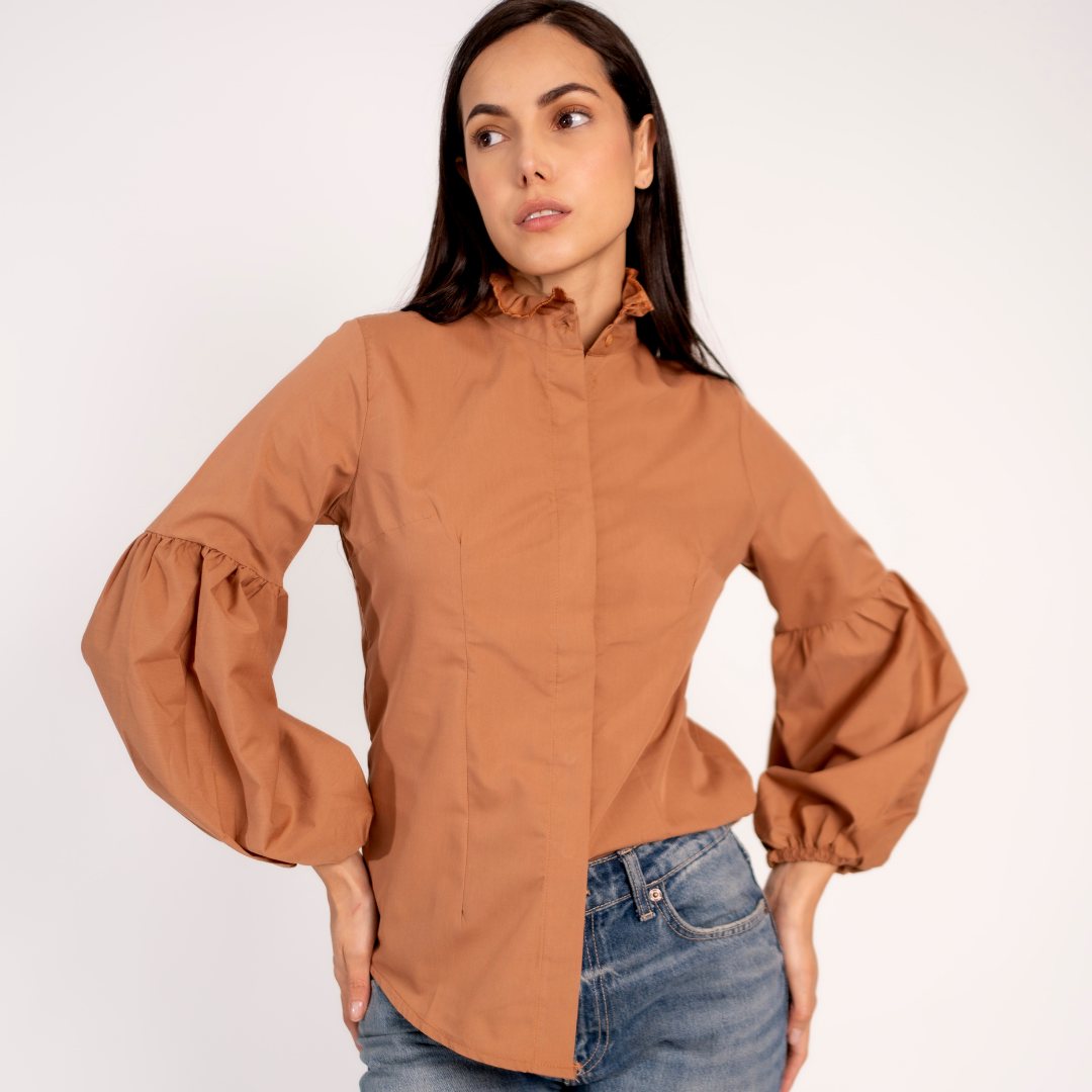 Camisa Marron Manga Ancha